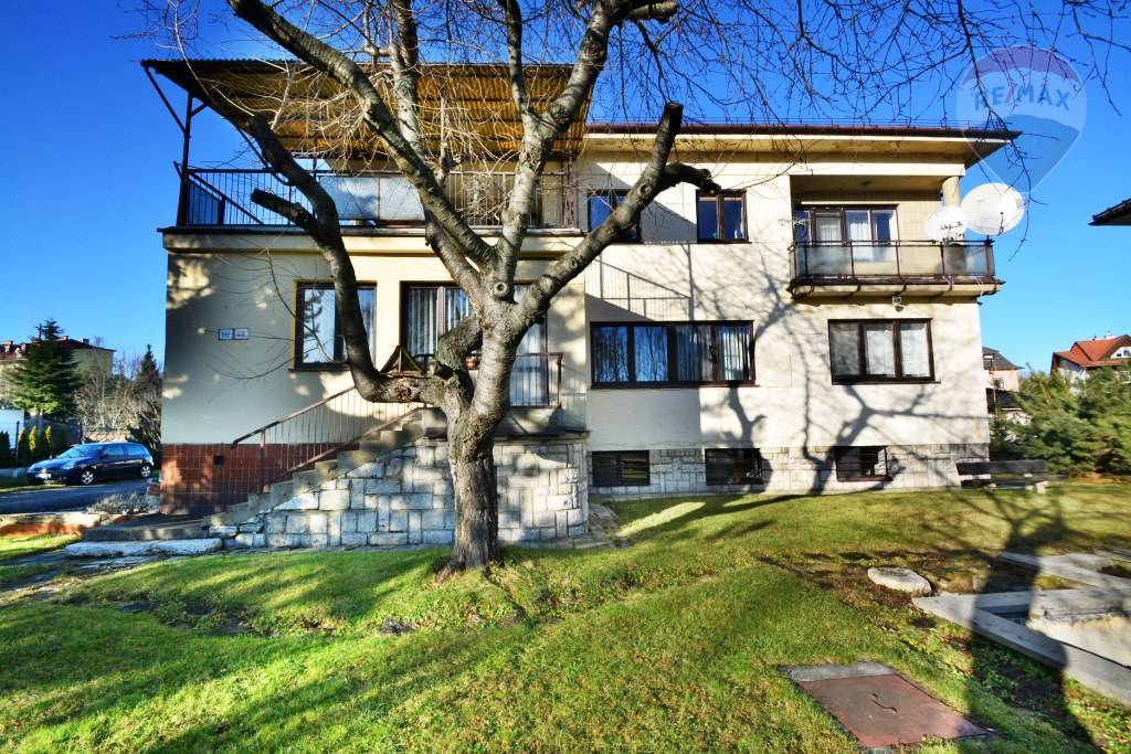 Na predaj rodinný dom - vila, Popradské nábrežie, Poprad