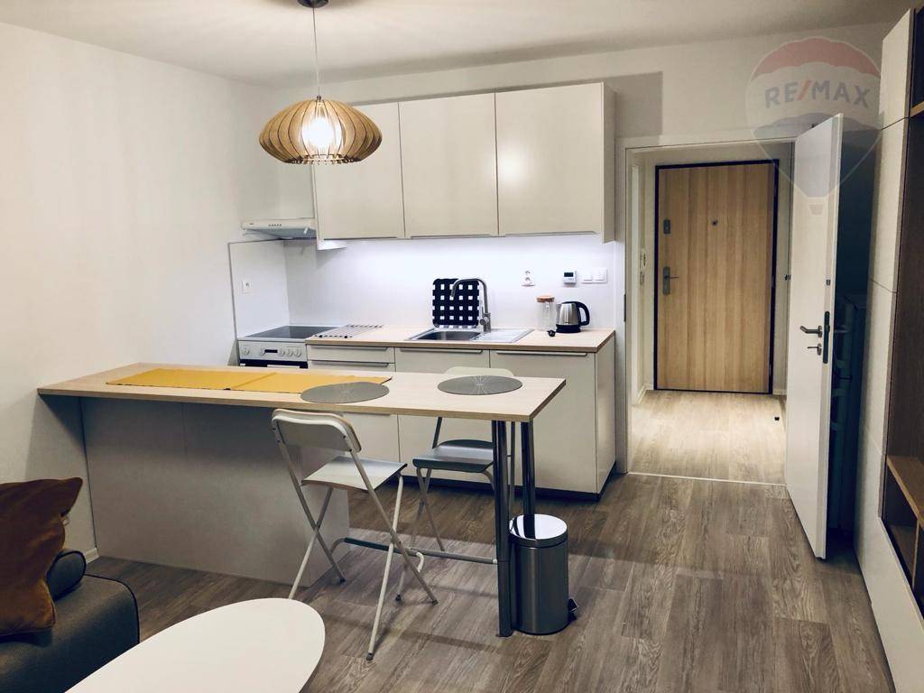 Predaj 1- izbového Apartmánu na Tomášikovej ulici