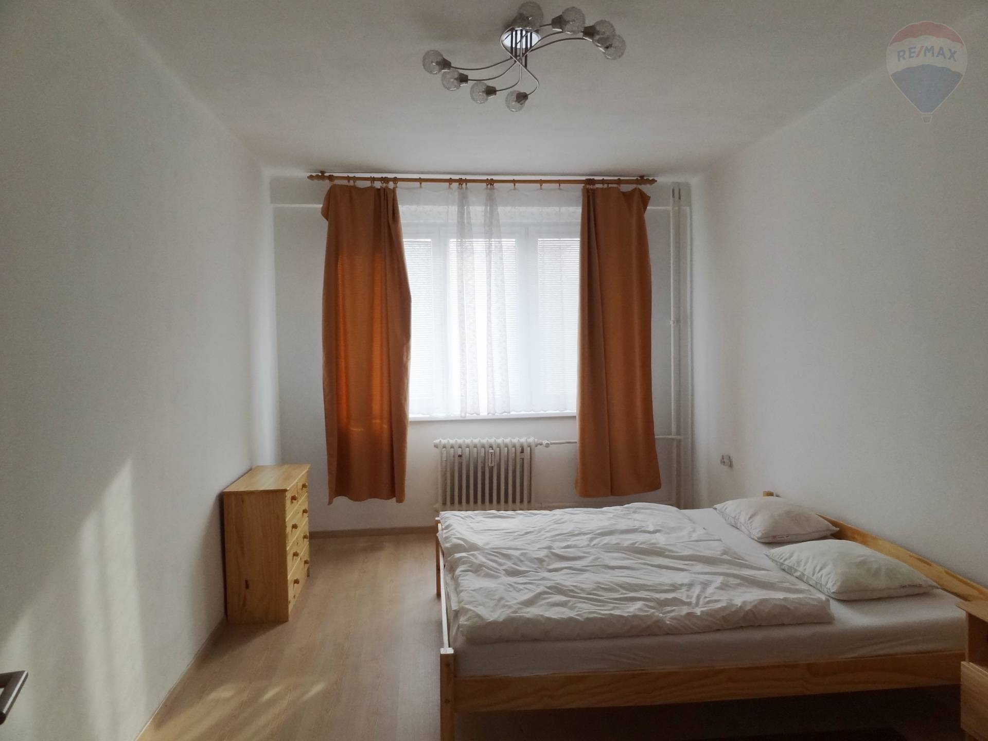 Prenájom zaujímavý 3 izbový byt v centre Nitry