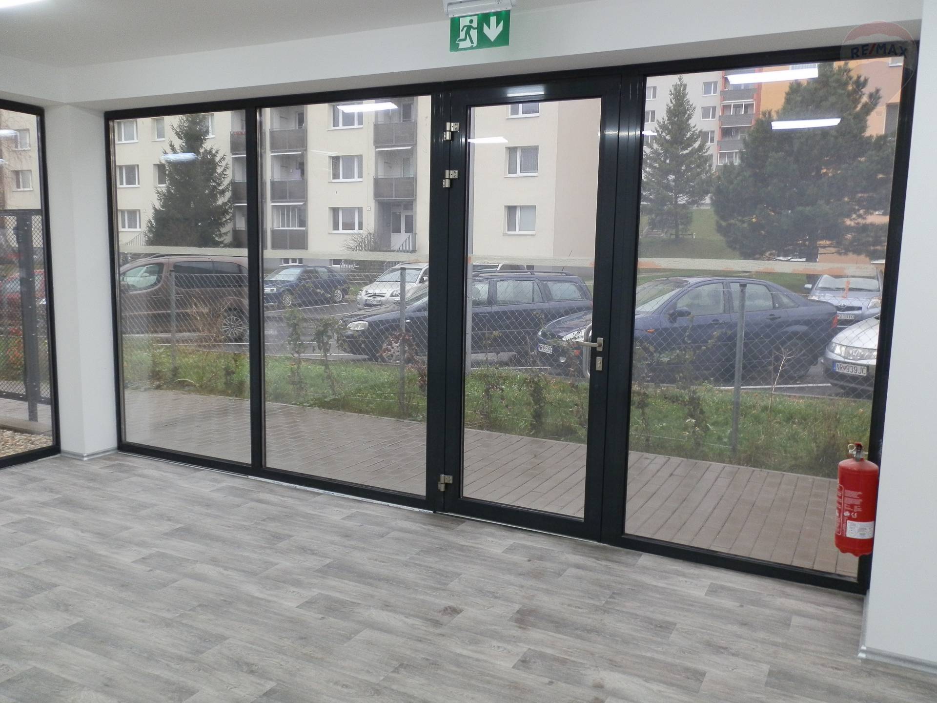 Prenájom kancelárskych, obchodných priestorov, novostavba, Nitra