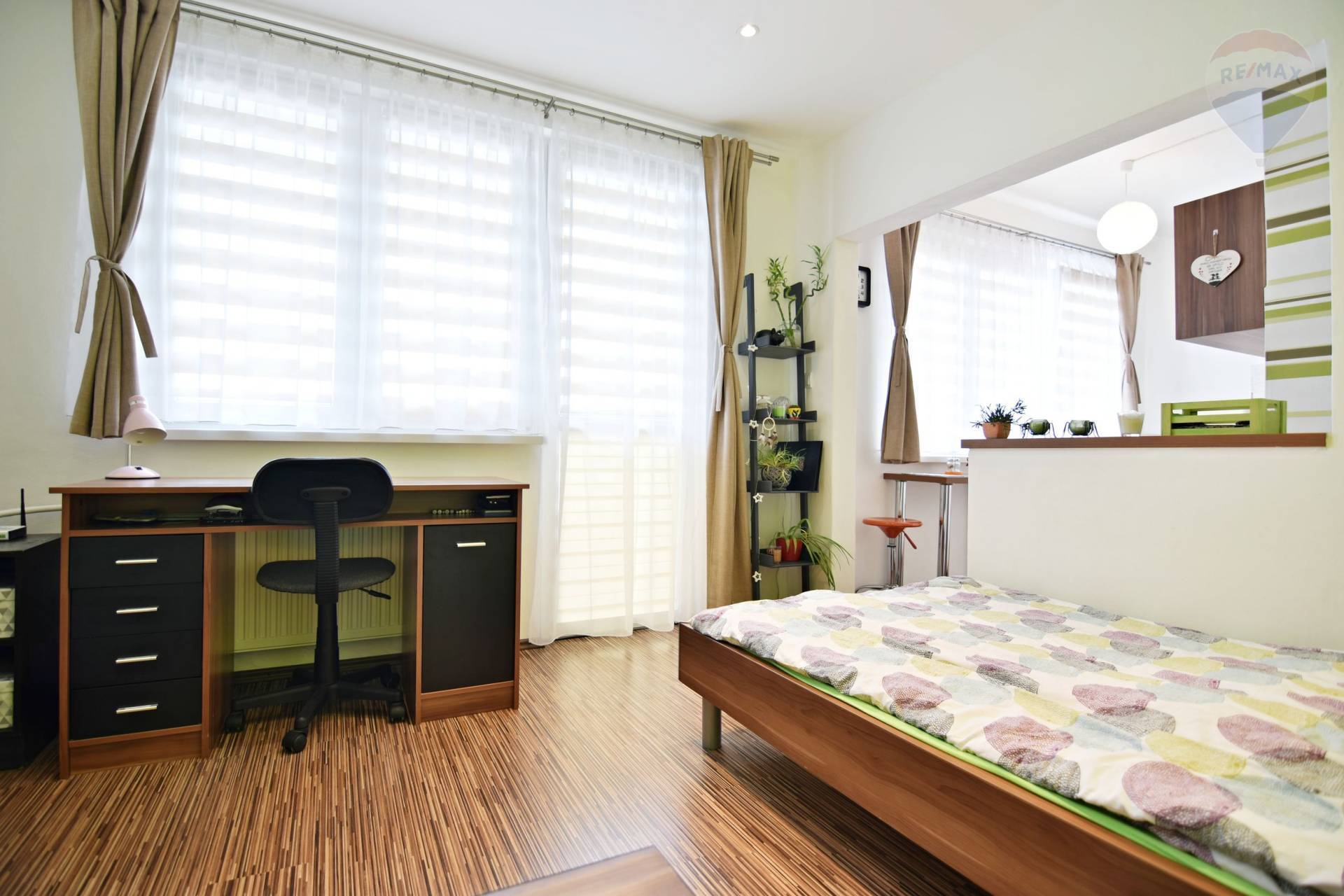 1 izb. byt s loggiou, 28 m2, po rekonštrukcii, ul. Slobody