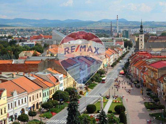 Polyfunkčný dom s bytovým, aj kancelárskymi priestormi