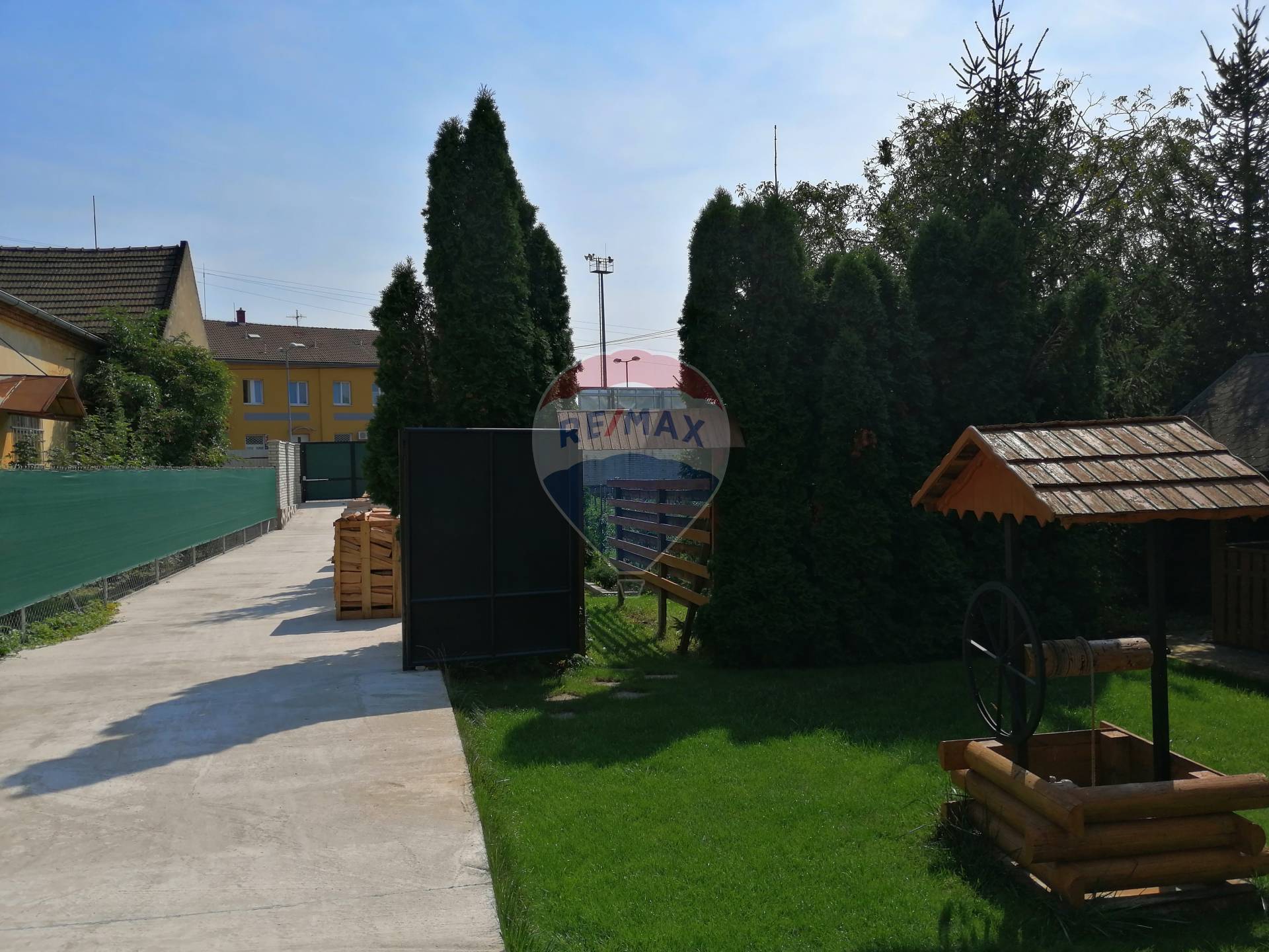 Predaj pozemku 766 m2, Pezinok – centrum