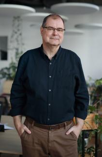 Roman Romaník