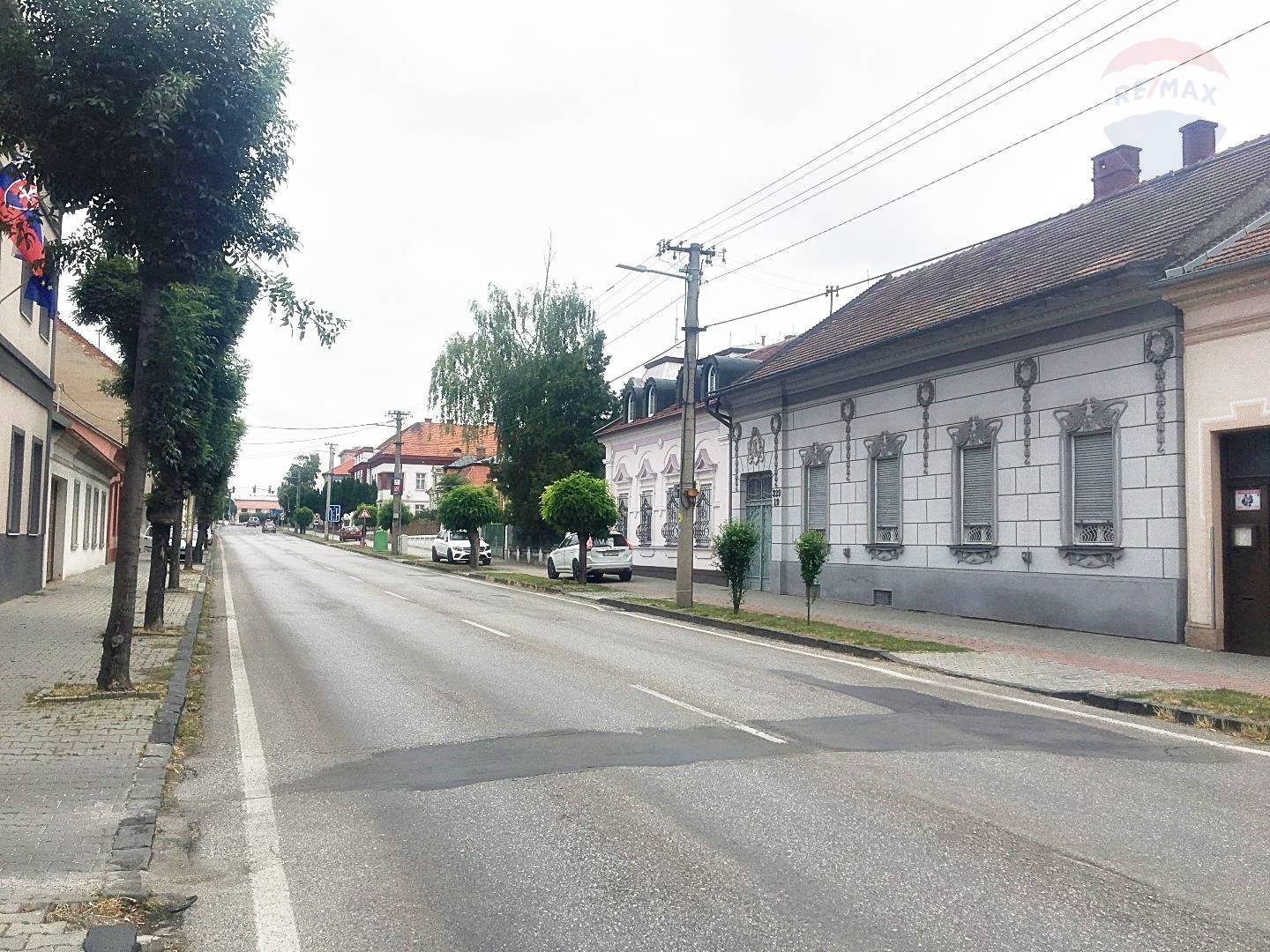 PREDAJ - 2 RODINNÉ HISTORICKÉ DOMY na pozemku 827 m2 ul. Stummerová - TOPOLČANY