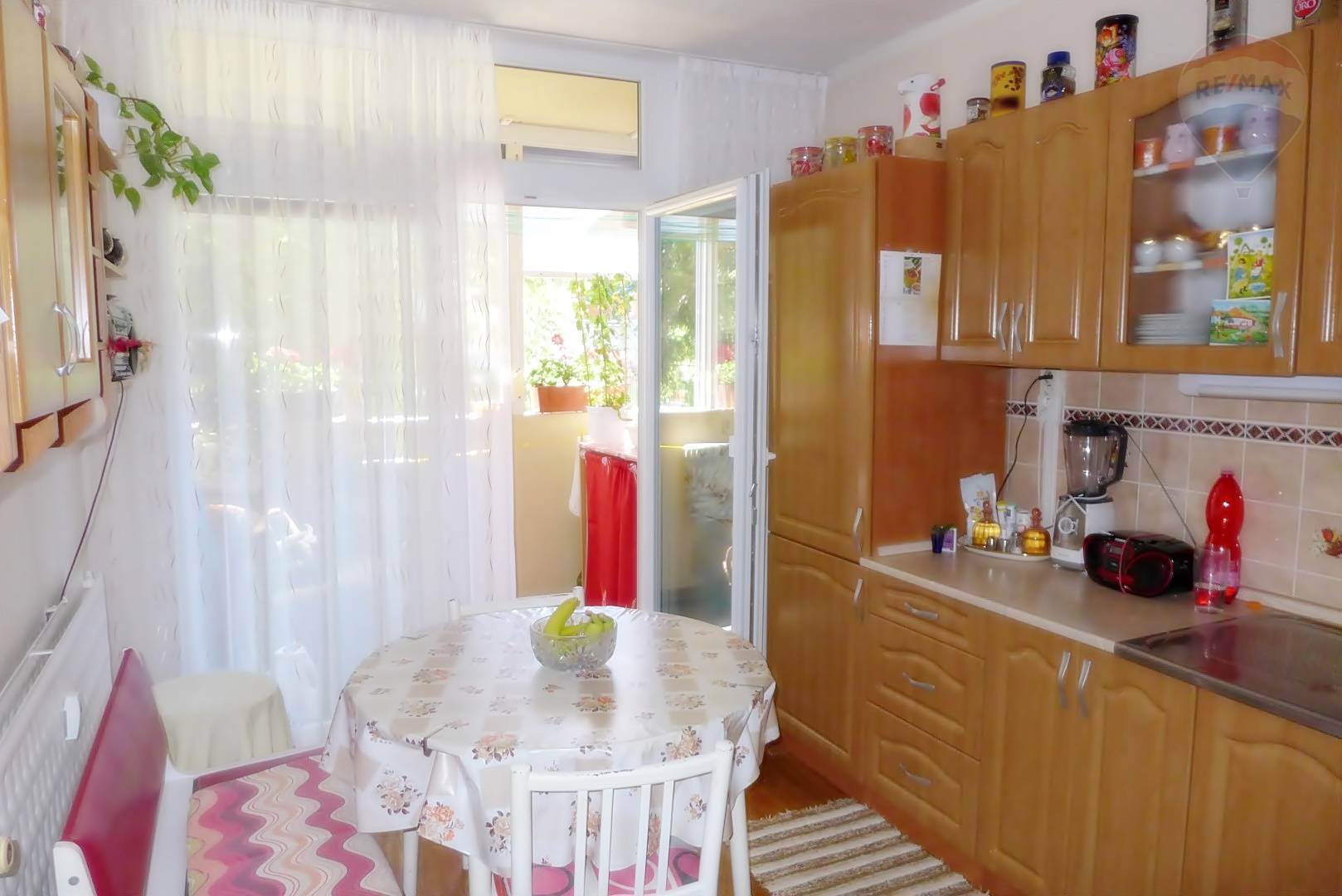 PREDAJ 3 izbový byt, 70 m2 - lógia ul. A. Bernoláka - sídl. Sever PRIEVIDZA