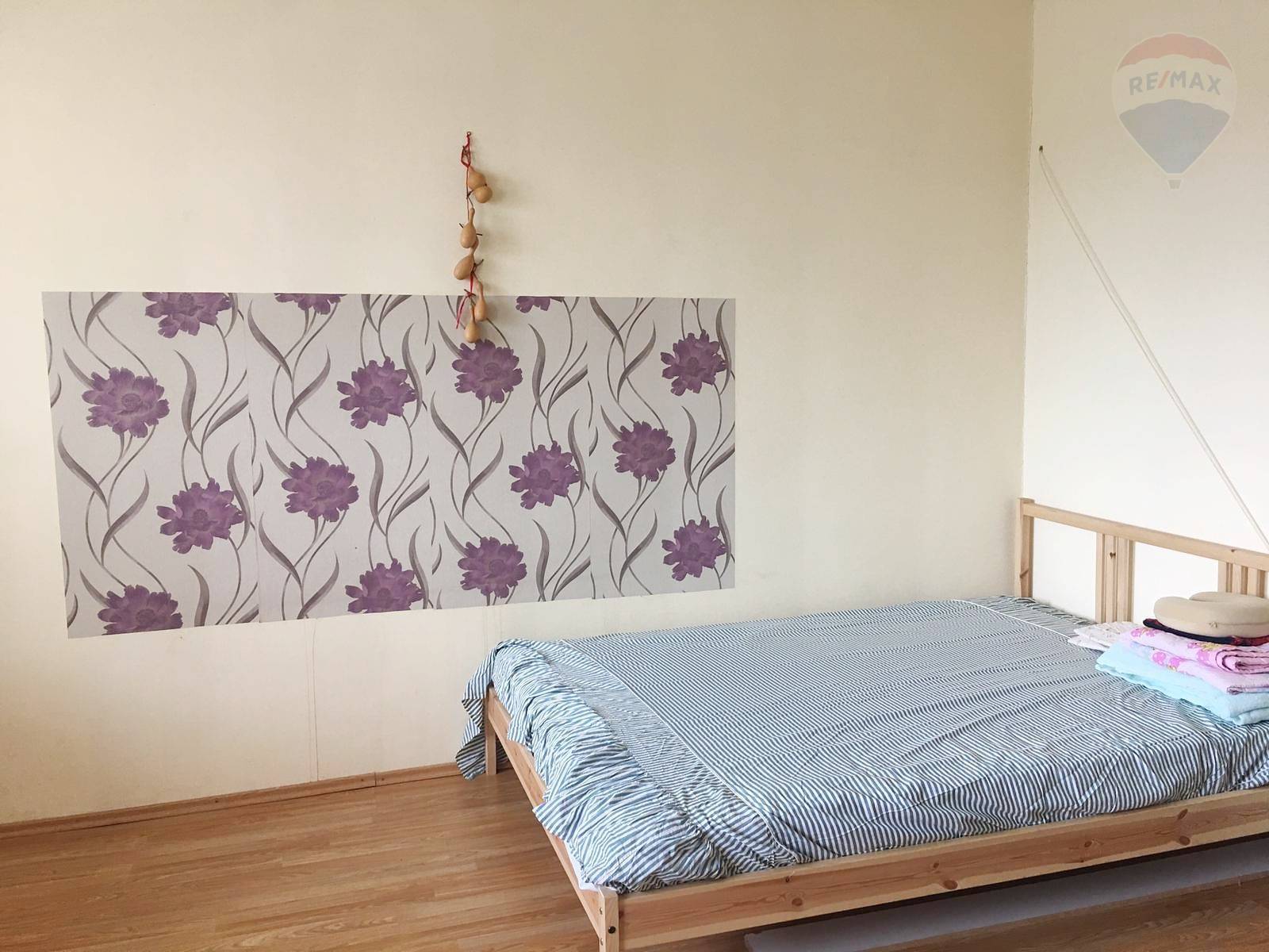 Samostatná izba zač. Petržalky 16 m2 + loggia