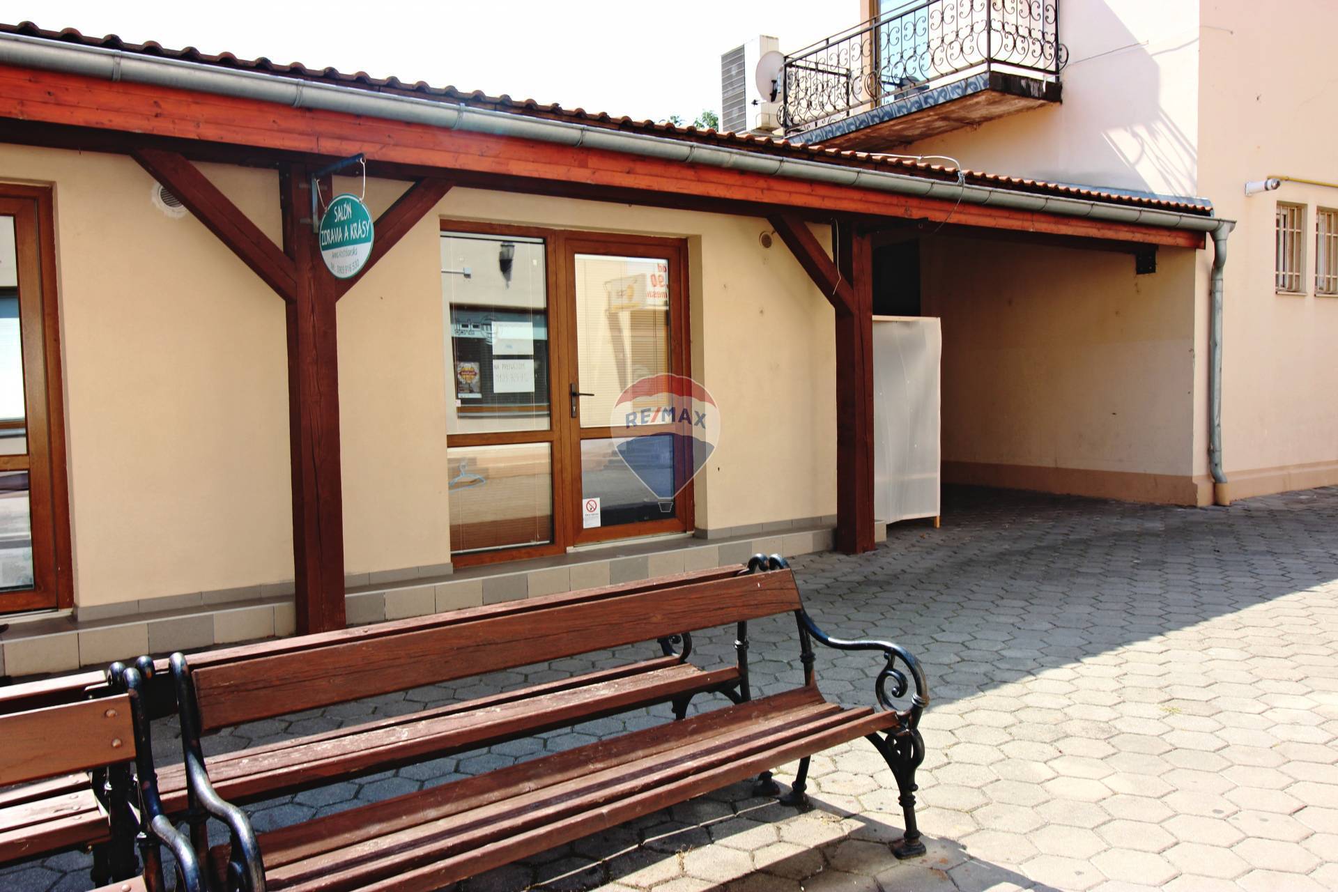 PRENÁJOM komerčného priestoru 25m2, Nové Mesto nad Váhom