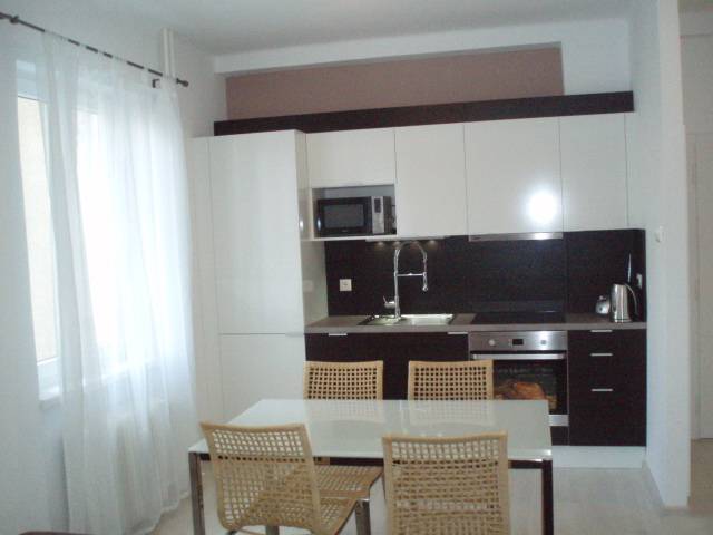Prenájom bytu (2 izbový) 51 m2, Bratislava - Nové Mesto