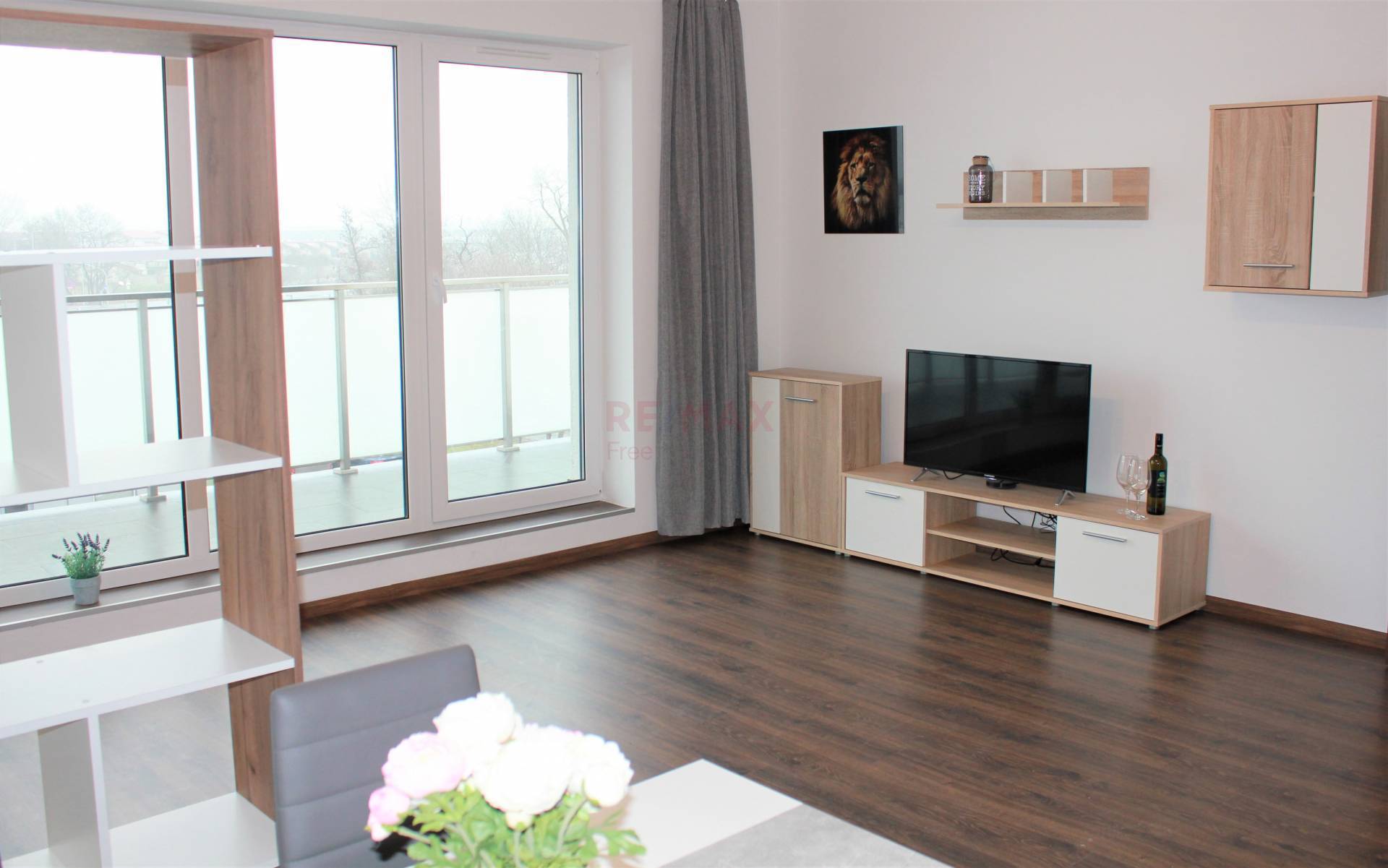 Prenájom bytu (3 izbový ) 73,59m2, Dunajská Lužná