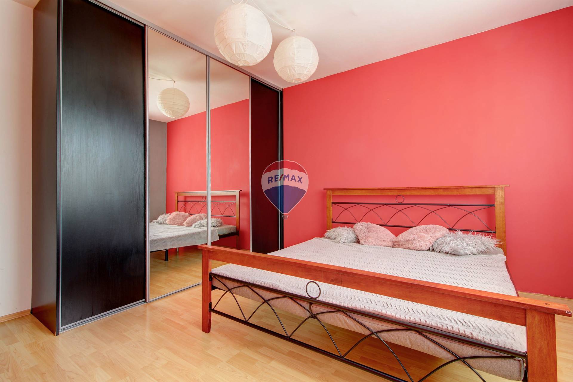 Prenájom bytu (3 izbový ) 65,39 m2, Bratislava (Lietavská ul.)